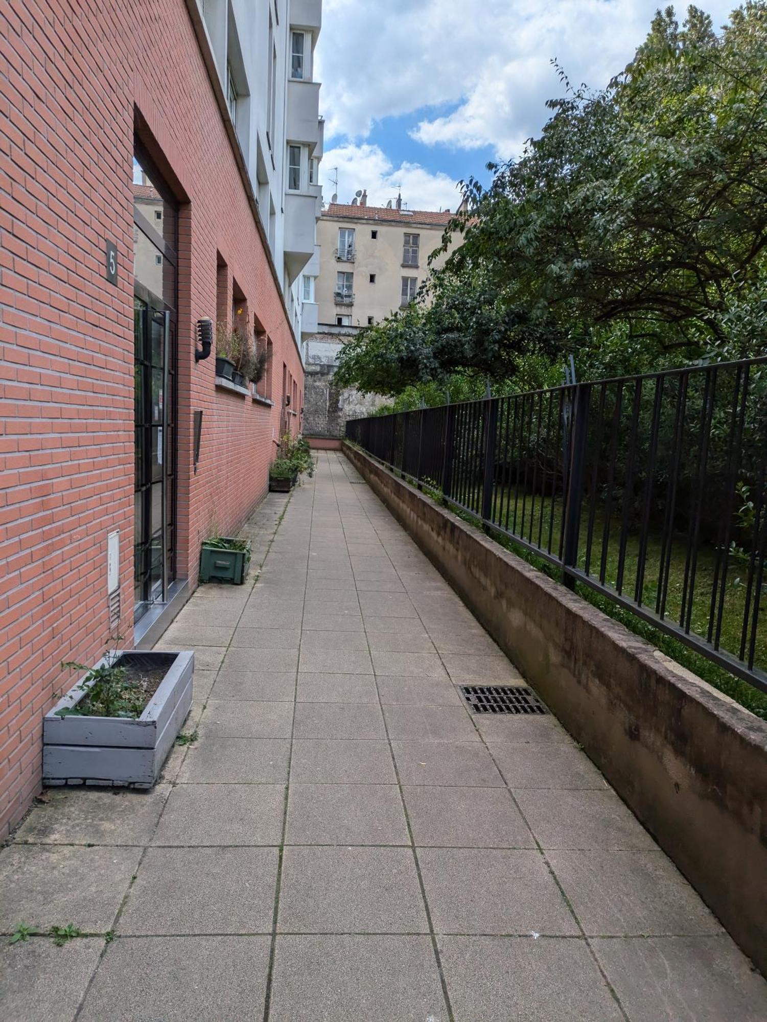 Charmant Appartement Calme Proche De Paris سان دوني المظهر الخارجي الصورة