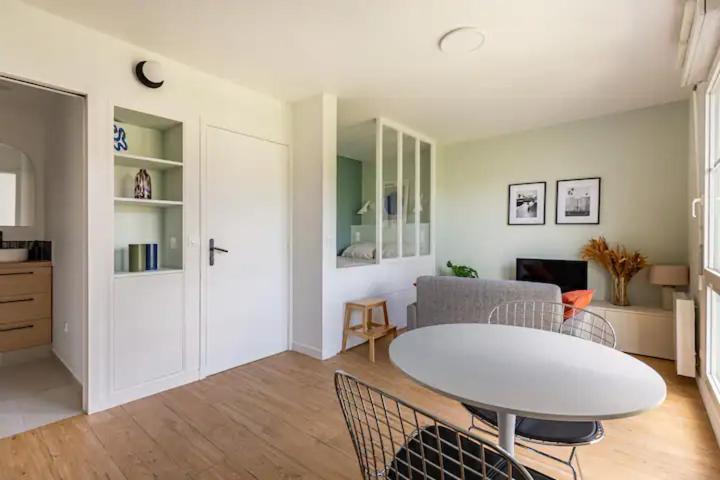 Charmant Appartement Calme Proche De Paris سان دوني المظهر الخارجي الصورة